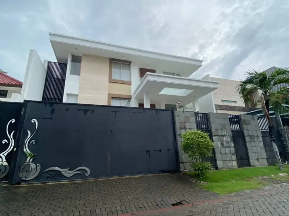 Rumah Minimalis Siap Huni di Graha Family, FURNISH