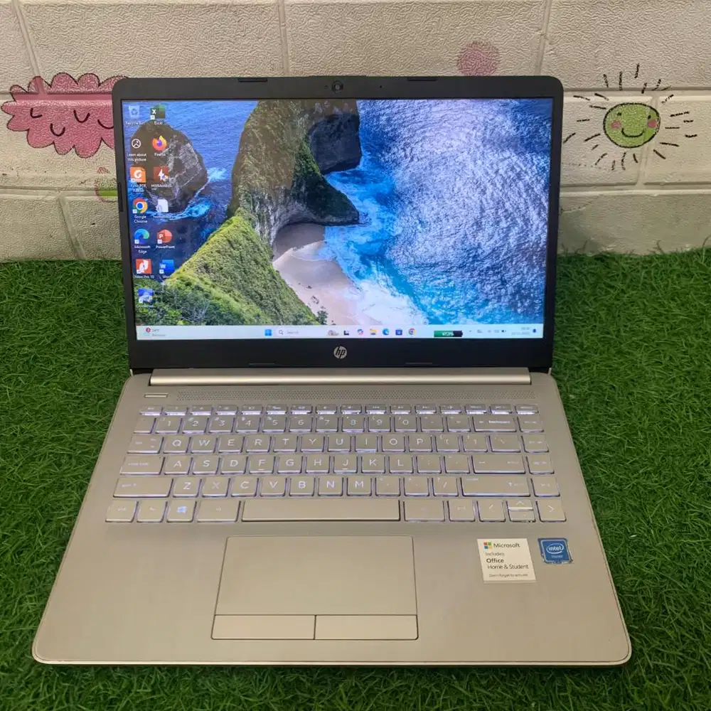 HP 14s-cf2019TU INTEL CELERON N4020 RAM 8GB SSD 256GB