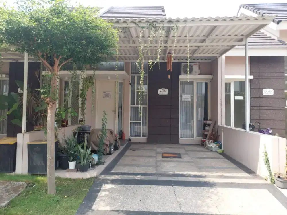 Rumah Puri Safira Regency Menganti Gresik