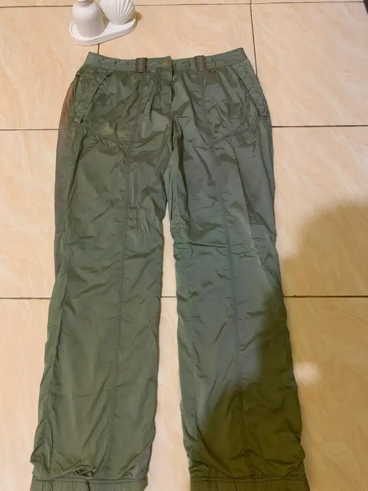 Jual Celana Unisex Parasut Green