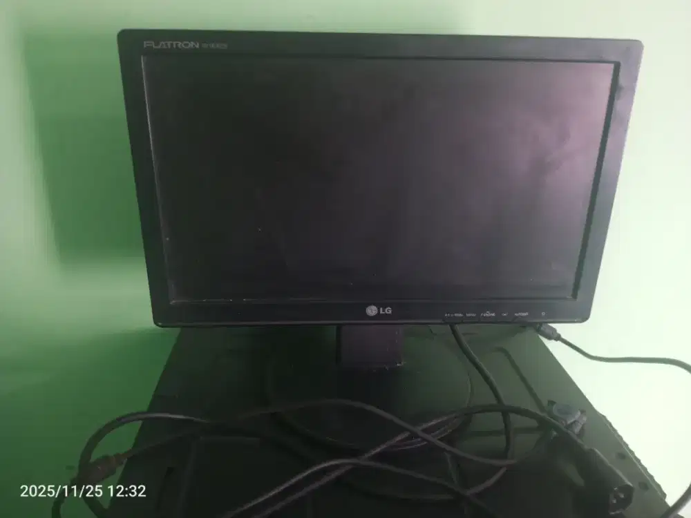 Monitor LG Flatfron 17inch