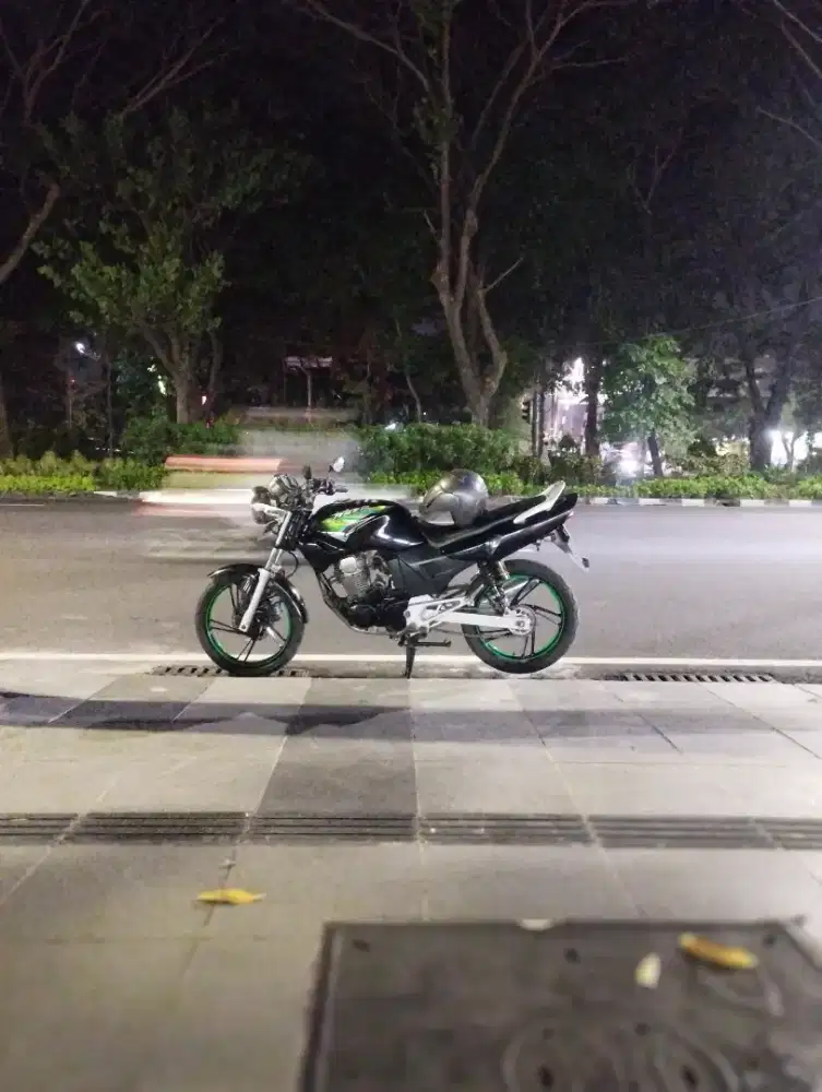 Honda Tiger 2000 Tahun 2005