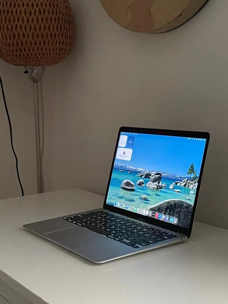 MacBook Air 2020 M1 8/256