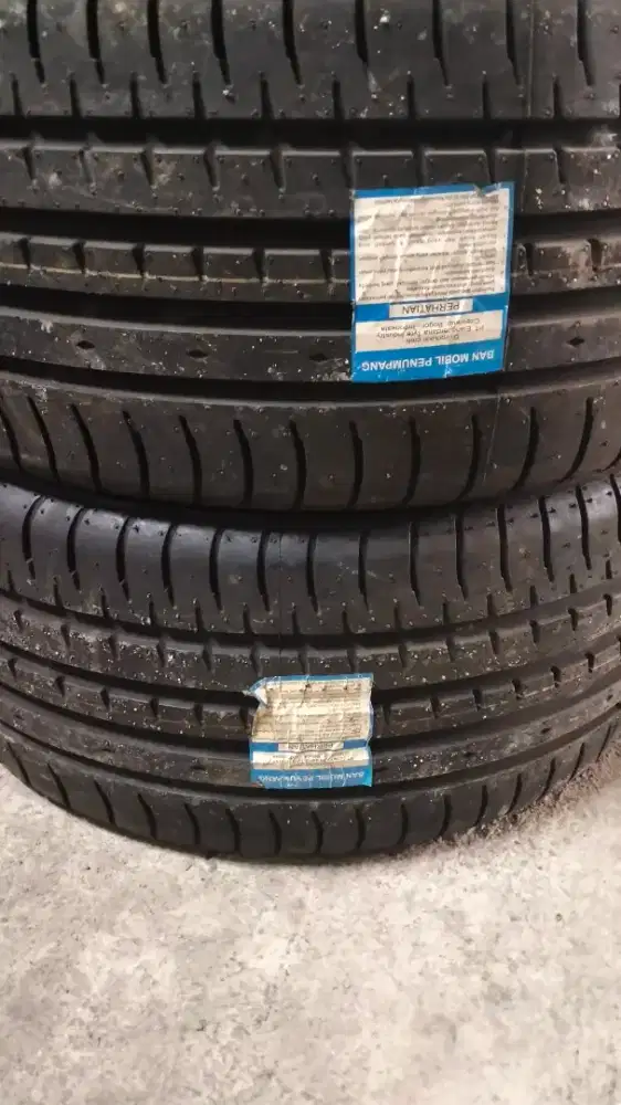 Ban Accelera 225/40/18(Baru)