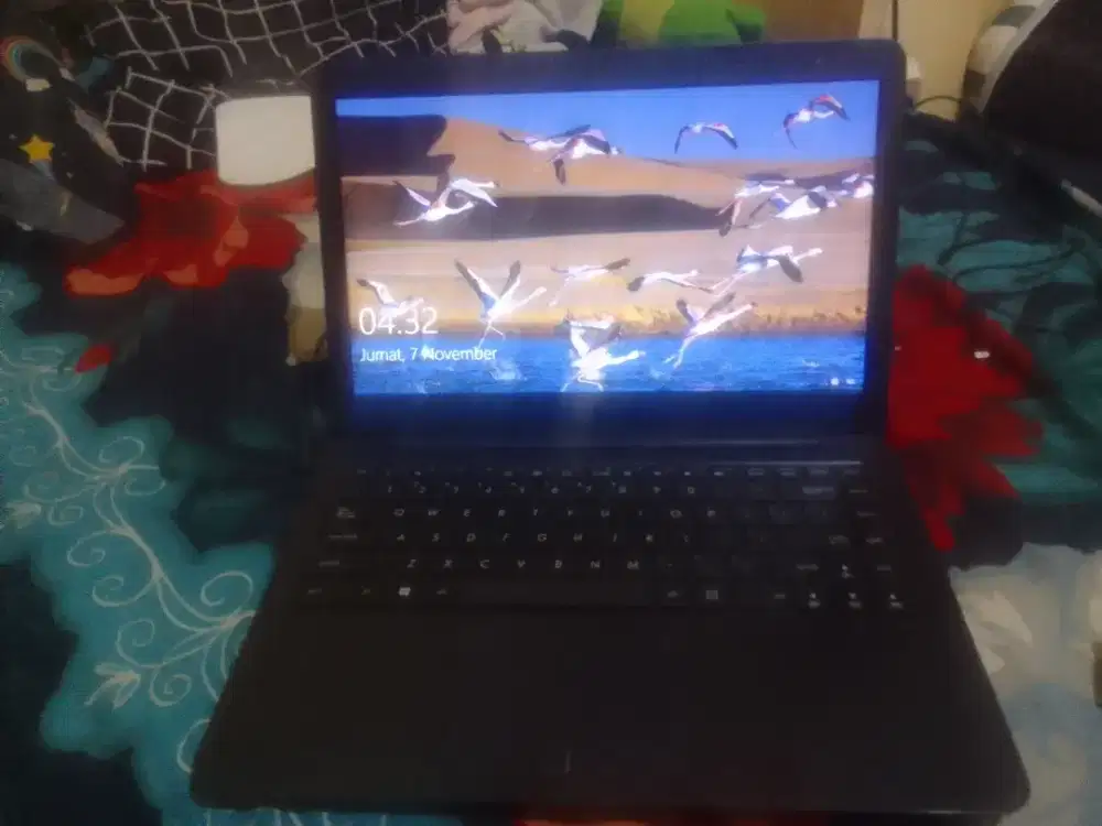 Laptop Asus E402y ram4