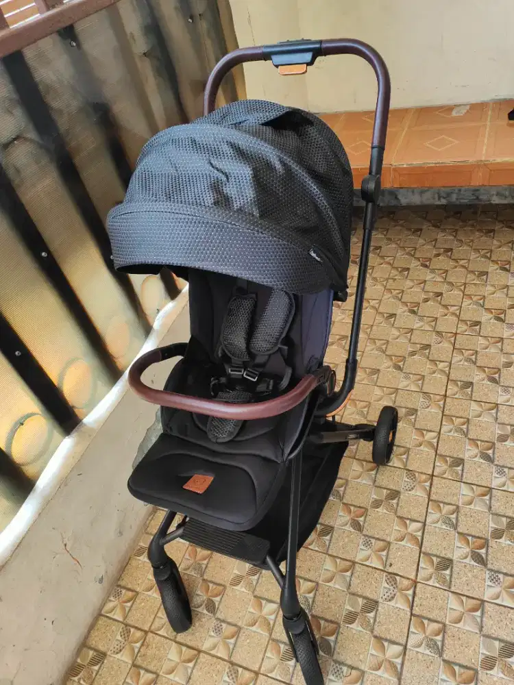 Babyelle Swift 360 Rotatable Seat Baby Stroller S620