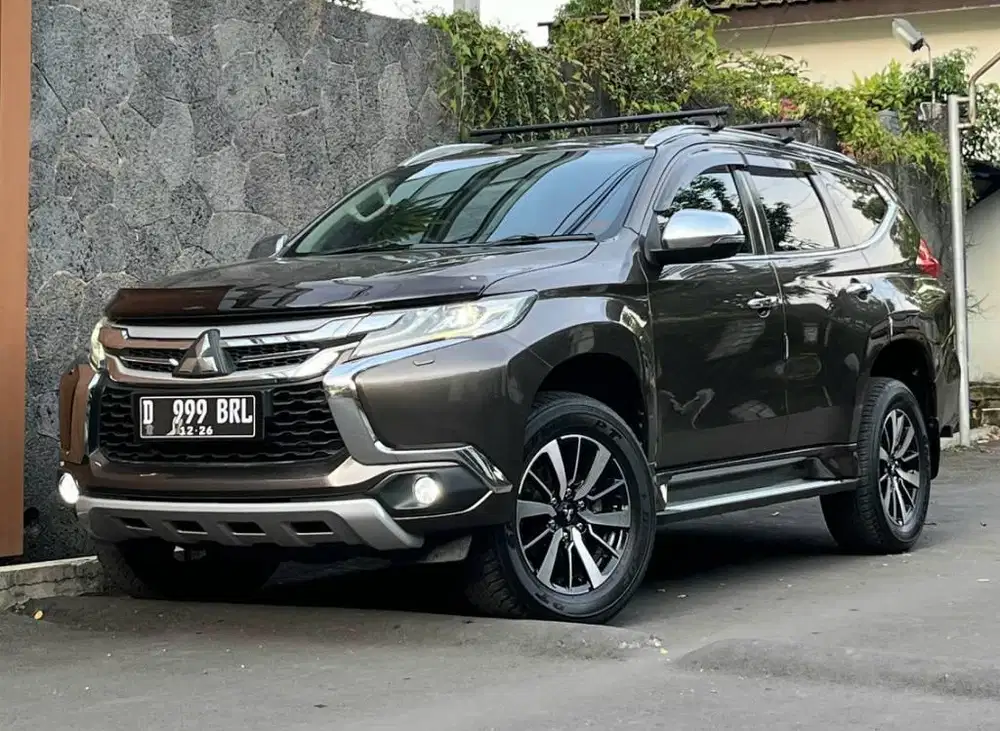 PAJERO SPORT DAKAR 2.4 AT 2016 KM 101rb RECORD MITSUBISHI BANDUNG