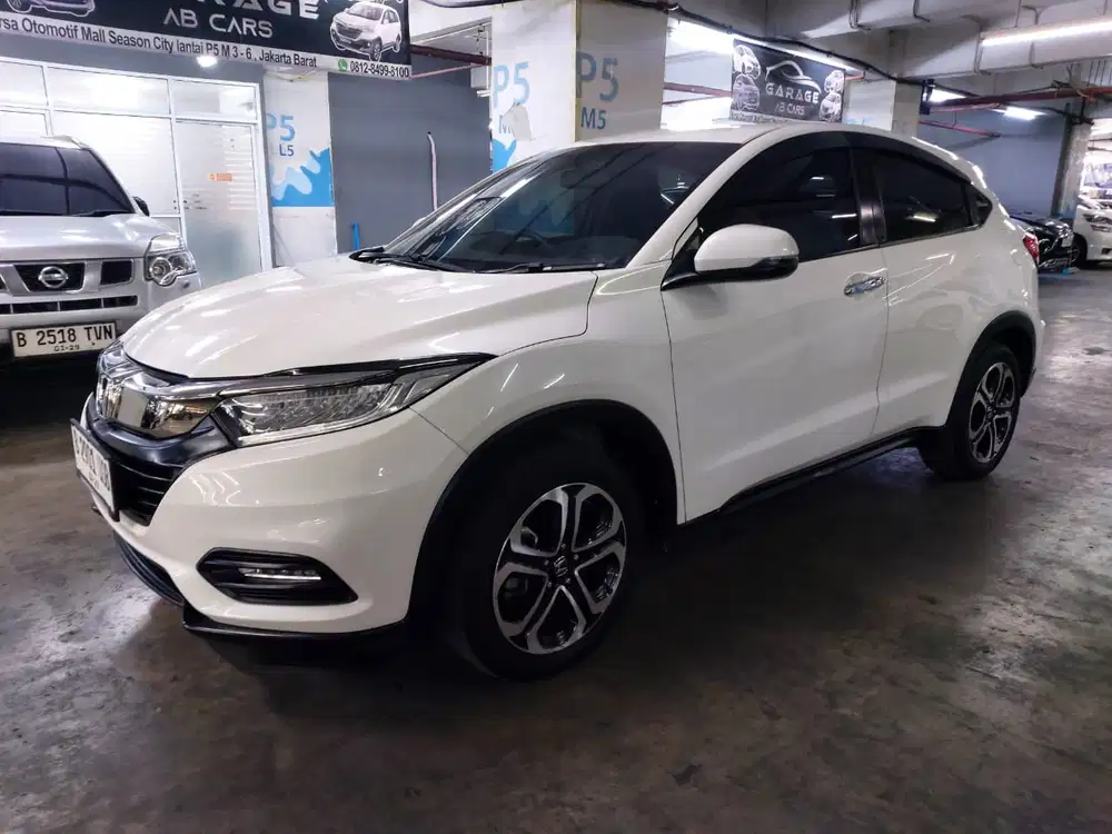 Honda HR-V E Special Edition AT 2020 Km35rbuan