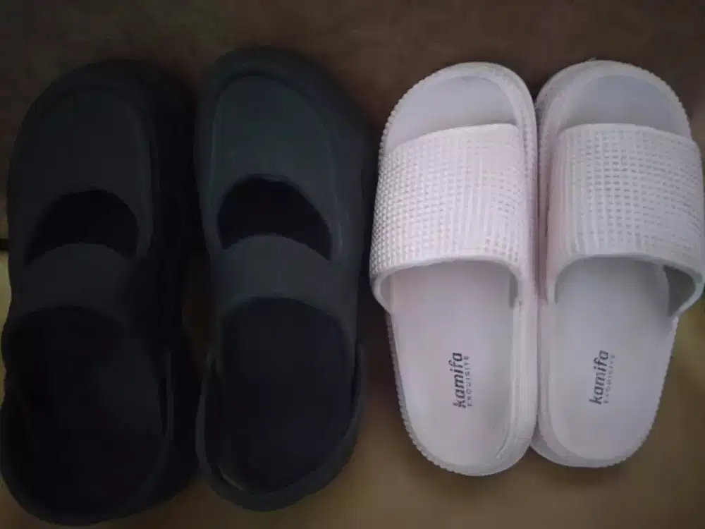 Borong sandal baru Skali pakai harga nego murce barang kwalitas oke ya