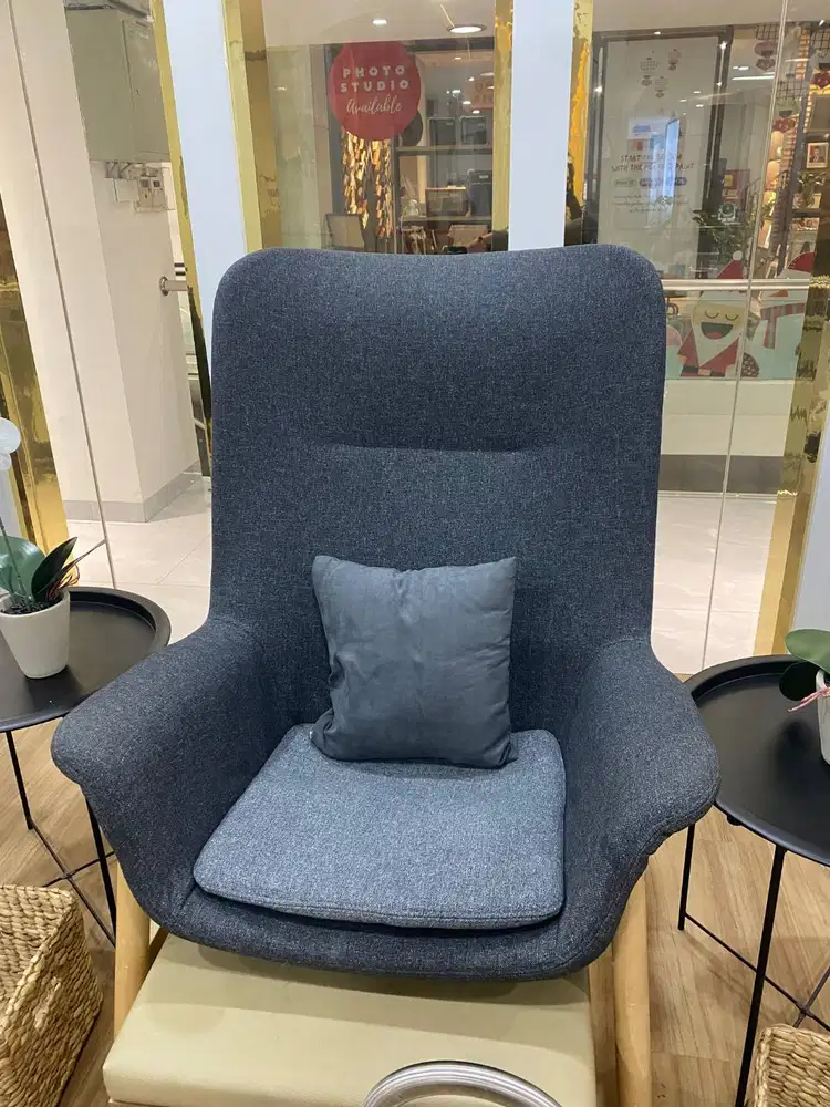 KURSI IKEA - BEKAS SALON KECANTIKAN