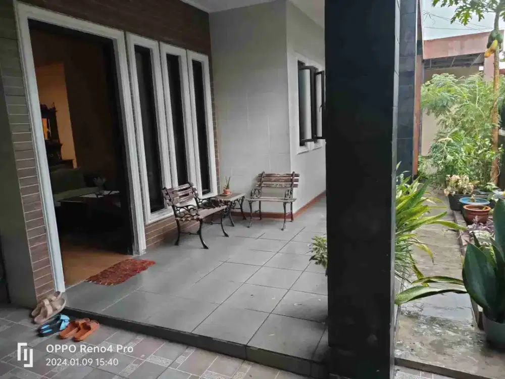 Harga Cengli, Jual Rumah Second Siap Huni di area Pondok Mutiara, Sidoarjo