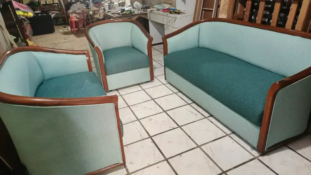 service/perbaikan sofa