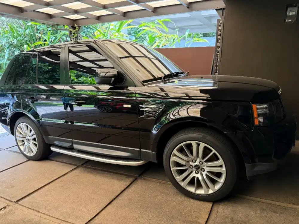 MURAH. RANGE ROVER HSE Full Opt 2013 sport 2012 vogue autobiography