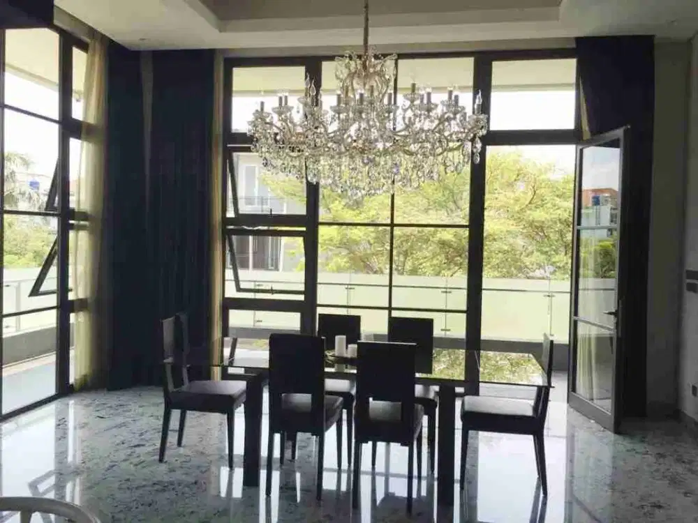 Gading Residence, Mewah, Bagus, Siap huni, 3 lantai, SHM, 3 lantai, Bbs banjir