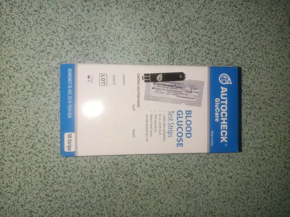 Alat Cek gula darah glucare autocheck