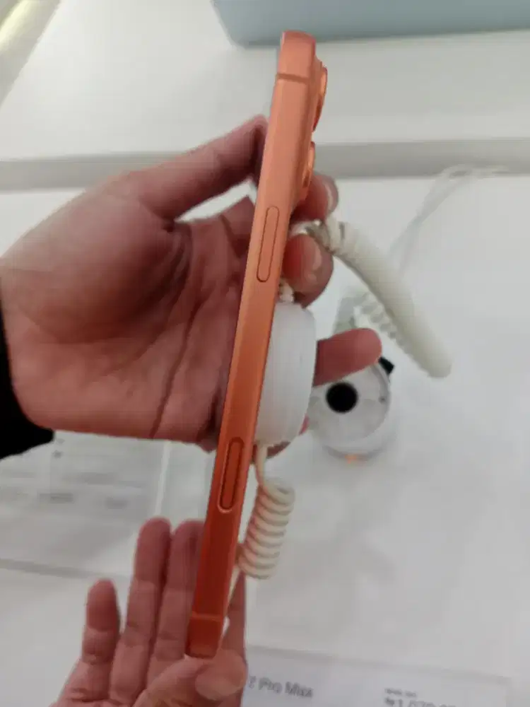 iPhone 17 Pro Max cicilan ringan tanpa kartu kredit