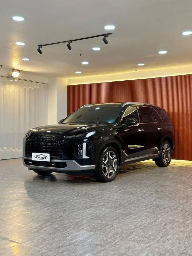 Hyundai Palisade Suganture Facelift AT Tahun 2023 Km 11 Rb