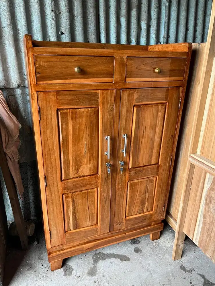 Lemari anak Jati tinggi 115cm