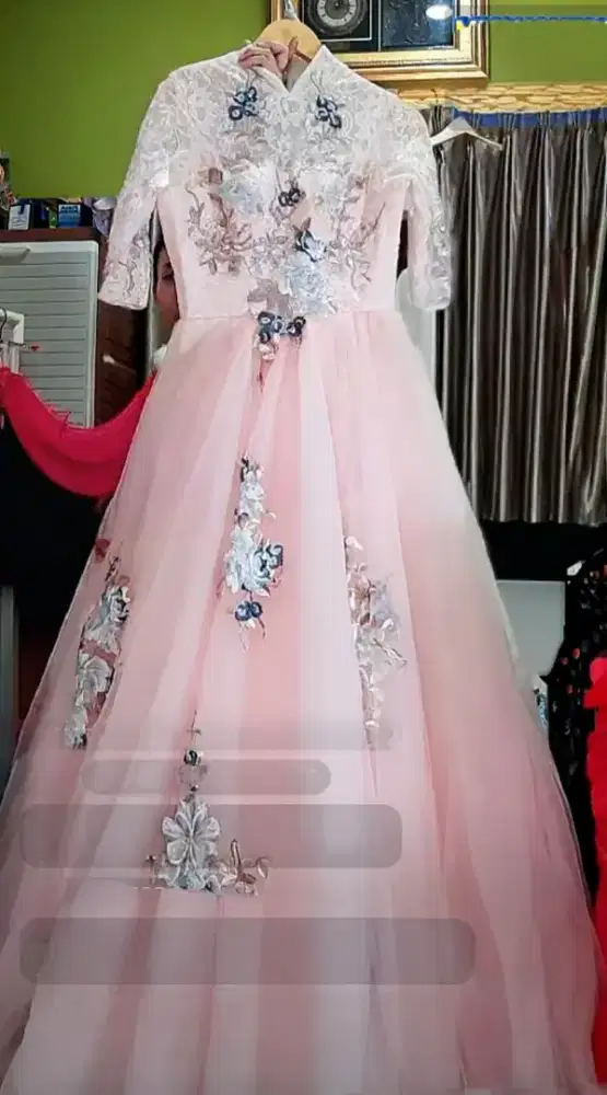 Gaun Pink Mewah Brukat