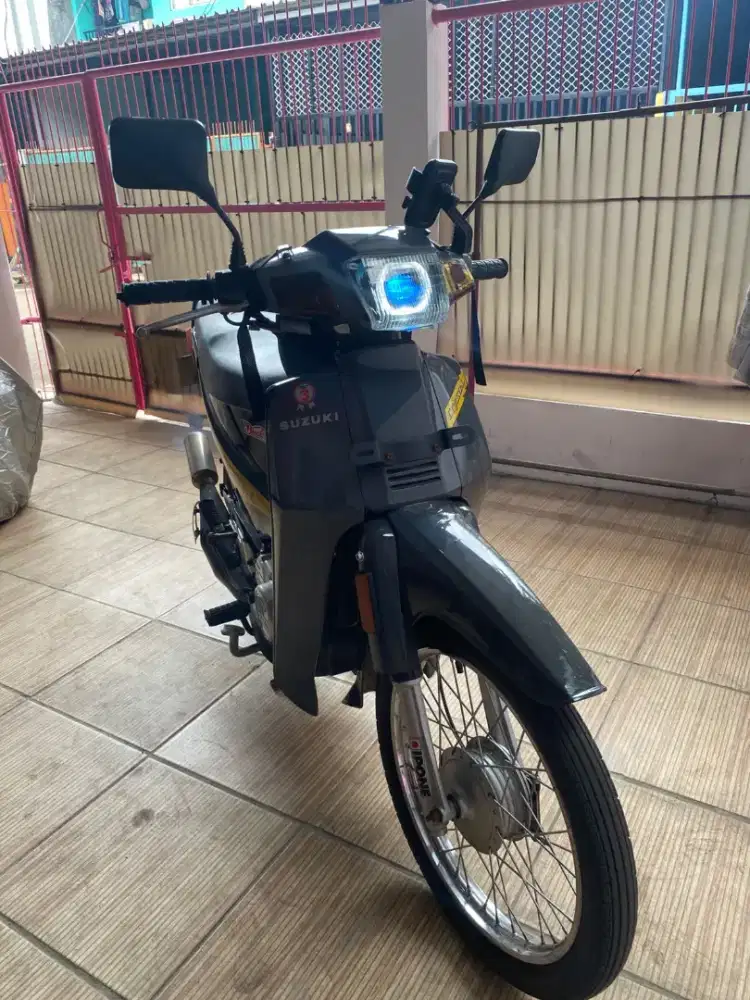 Suzuki Crystal 1992 Lengkap
