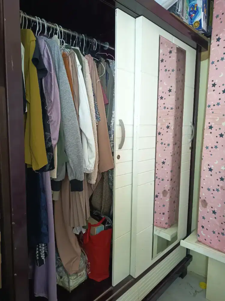 JUAL BU lemari pakaian bagus