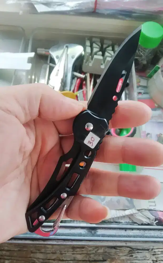 Pisau Lipat Super Tajam