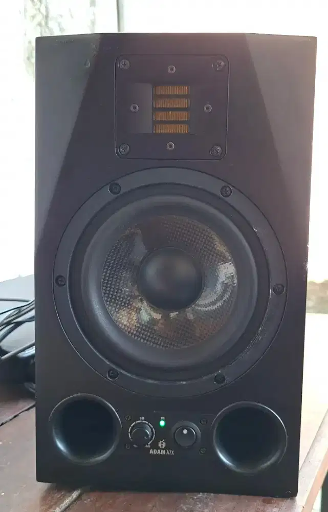 Speaker recording adam ax7