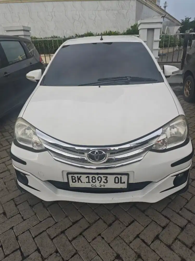 Toyota Etios Valco 2014 Bensin