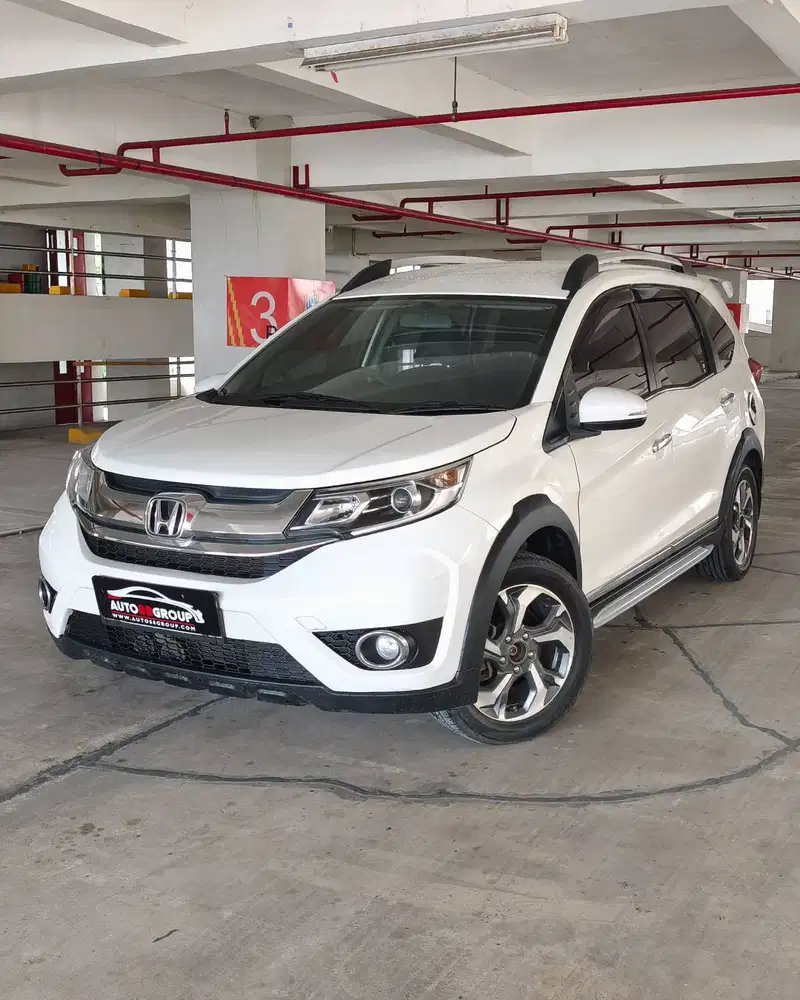 HONDA BR-V (PUTIH)  TIPE E PRESTIGE 1.5 CVT (2017)