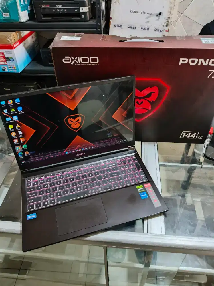 Axioo Pongo 725 gaming, core i7, VGA