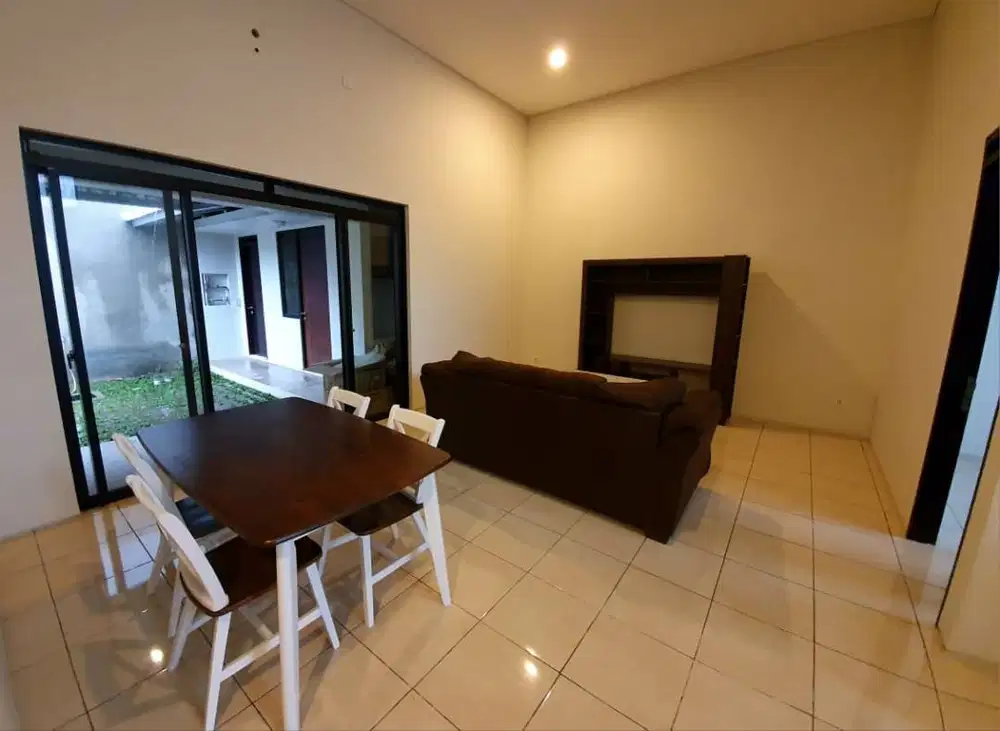 Tatar Lokacitra KBP Rumah Nyaman Semi Furnished Siap Huni