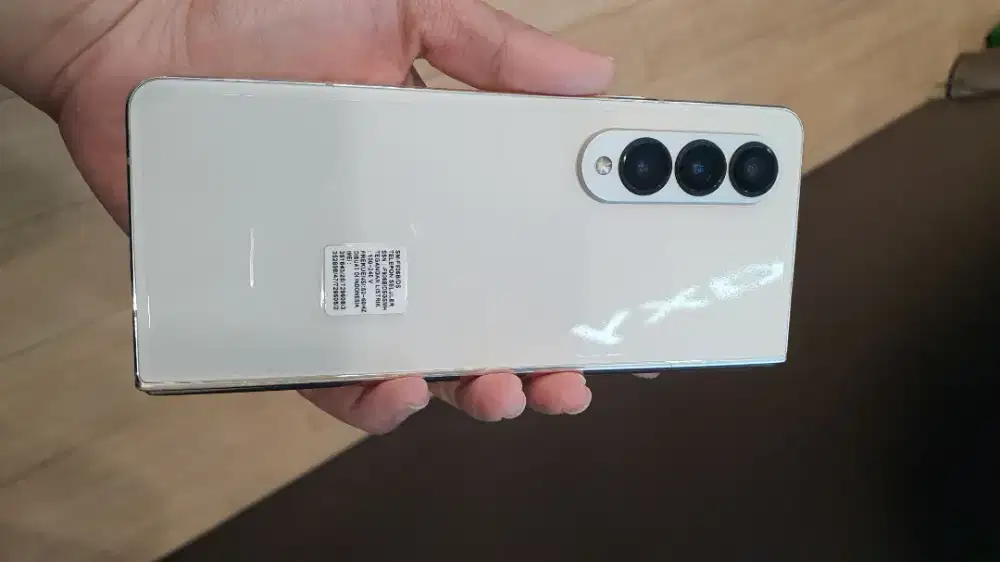Samsung zfold 4 sein