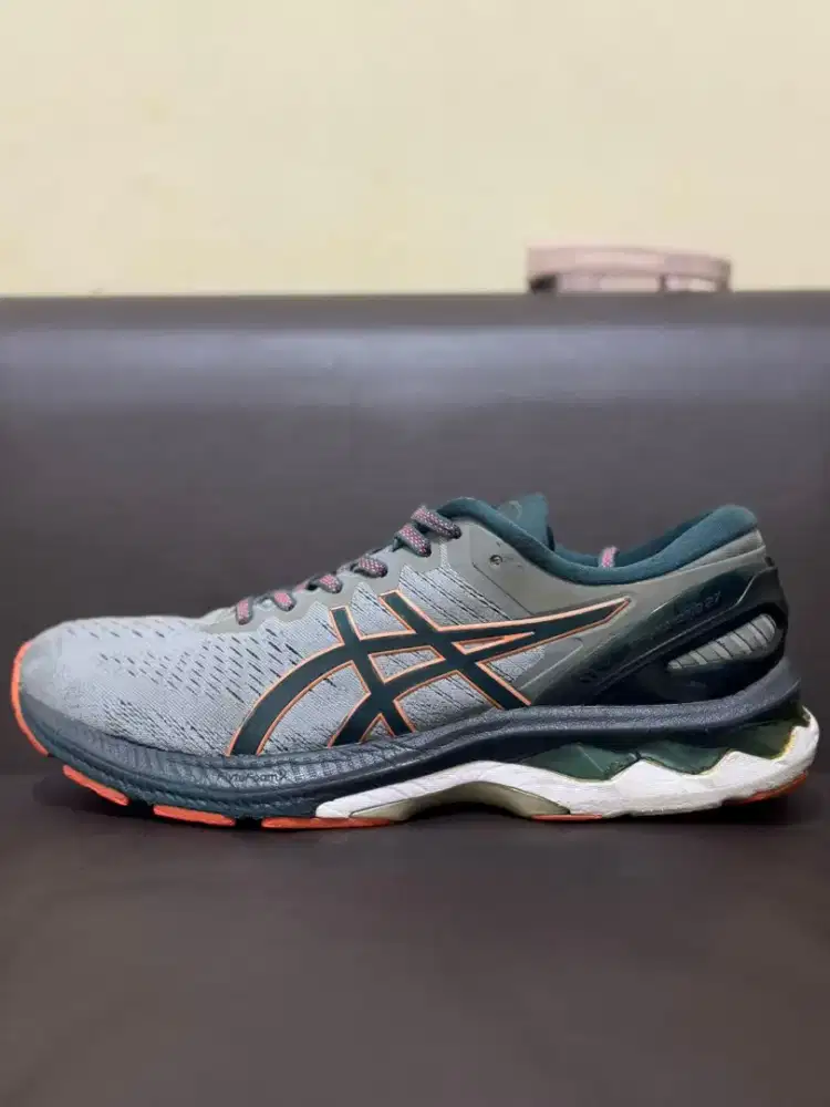 Asics gel-kayano 27 original (43.5) utk volly, lari, tenis dll