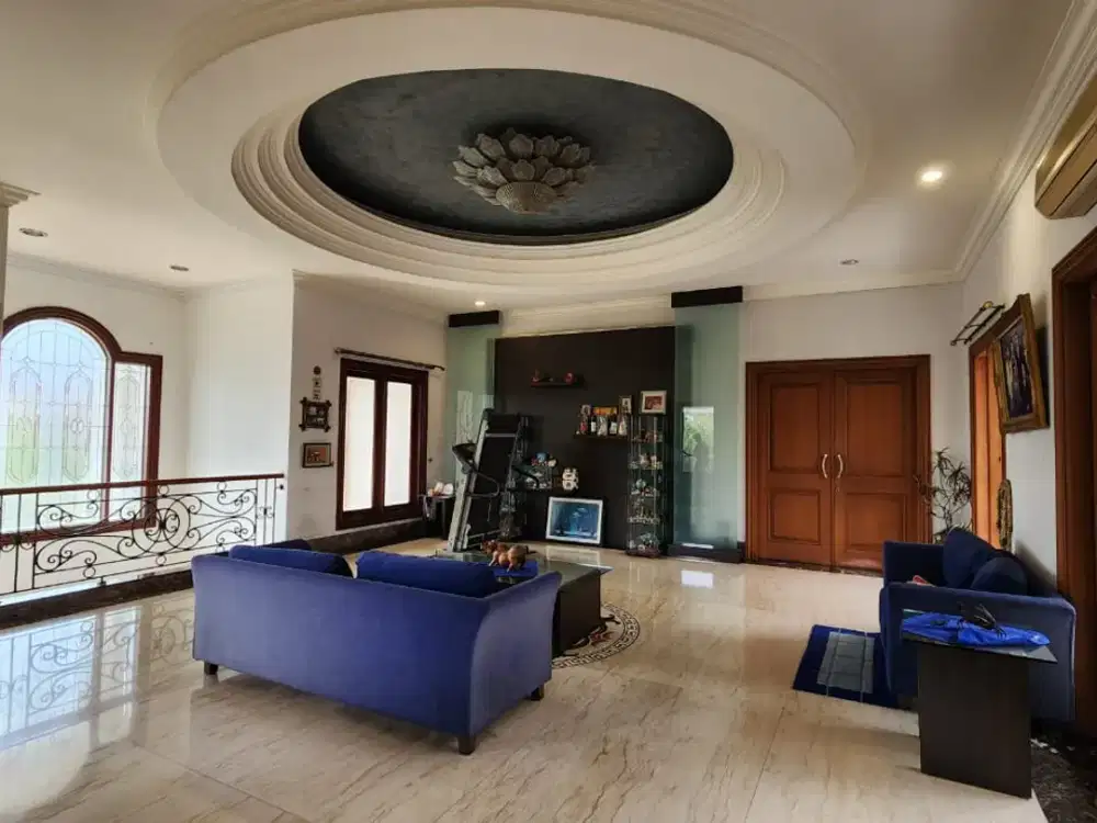 Rumah Mewah Villa Permata Gading Posisi Hoek Lantai Marmer