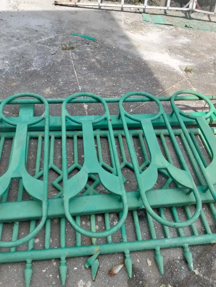 Pagar besi buat paar rumah