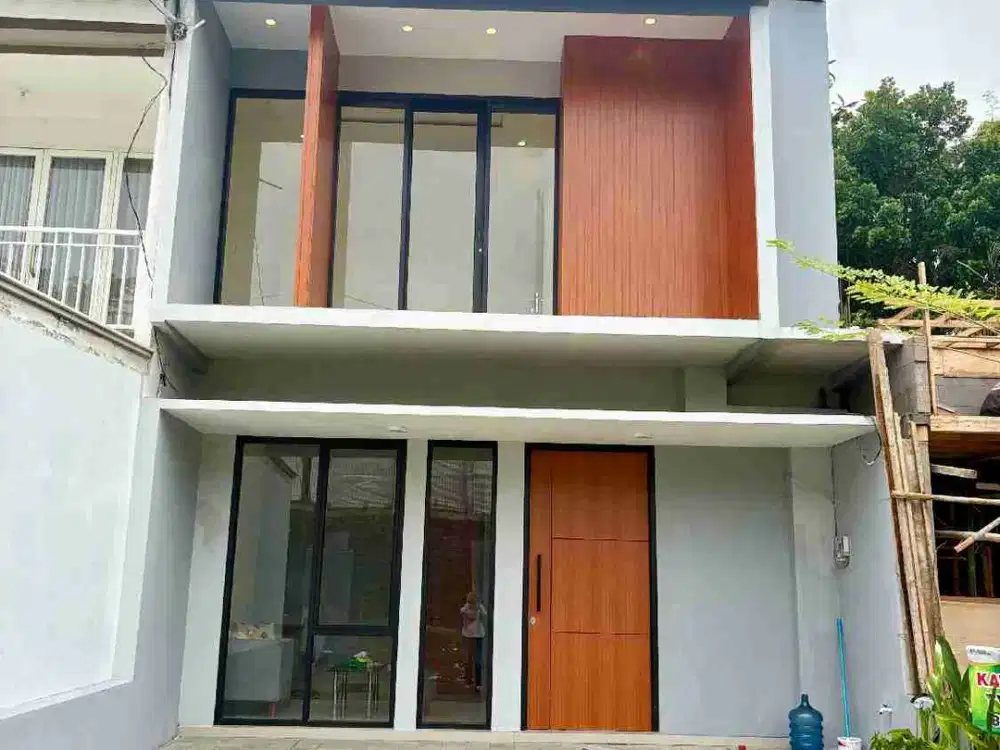 Cluster dekat exit tol ungaran, dekat gedung DPRD