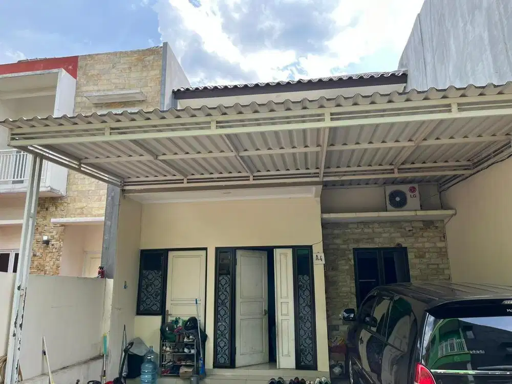 Di Sewakan Rumah TownHouse