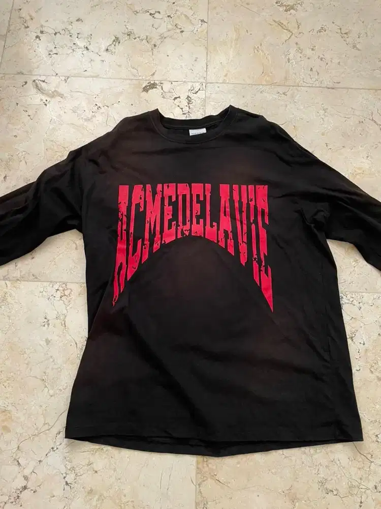 Acme de la vie long sleeve
