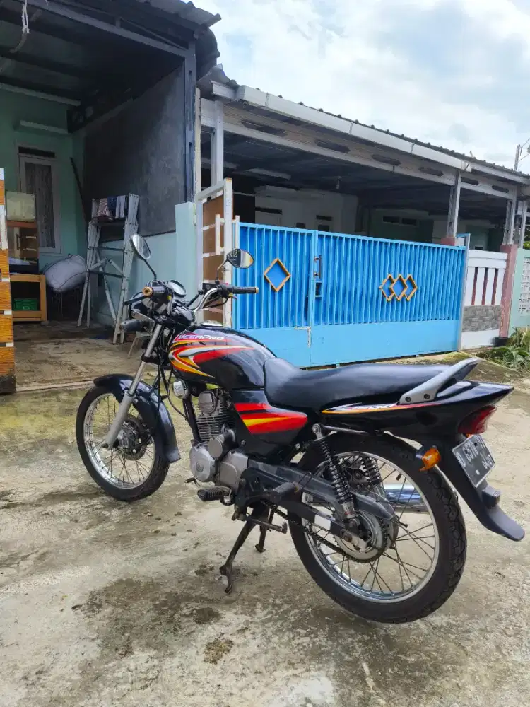 Megapro 2005 full antik