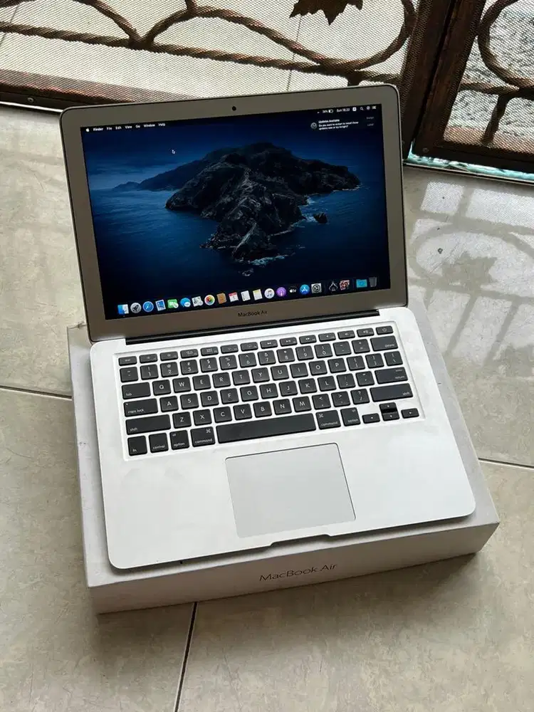 Macbook Air 2017 8/256 GB SILVER