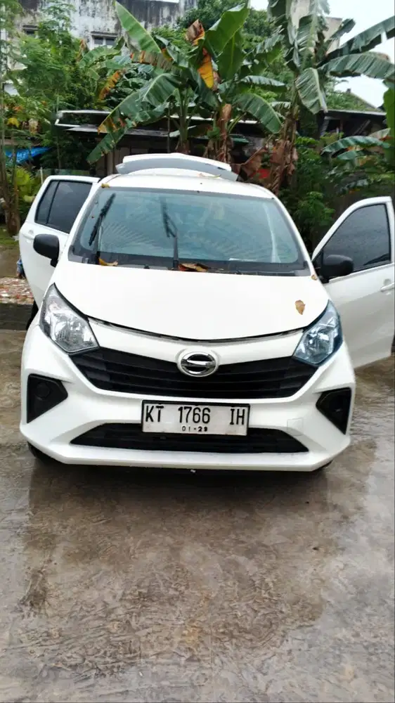 DAIHATSU - SIGRA 1.0 D M/T MC