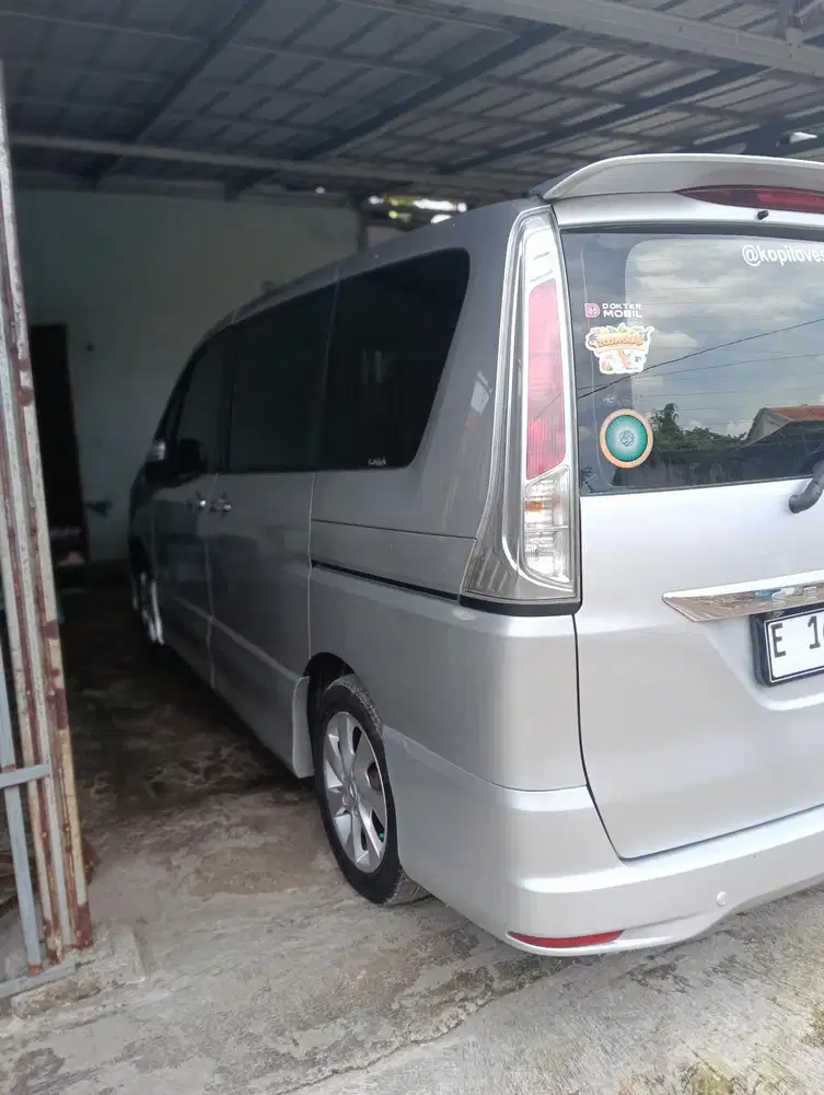 Nissan Serena 2013 Bensin