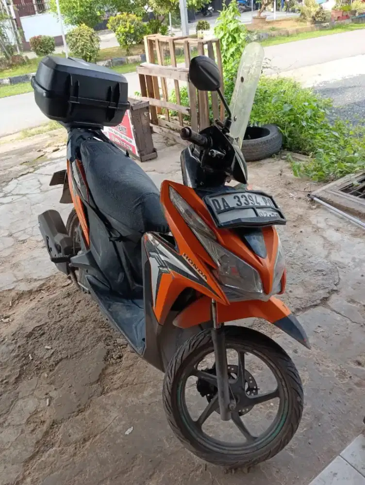 Vario 125 old warna orange