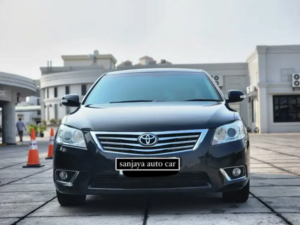 CAMRY V AT HARGA KREDIT MURAH 105JT THN 2010