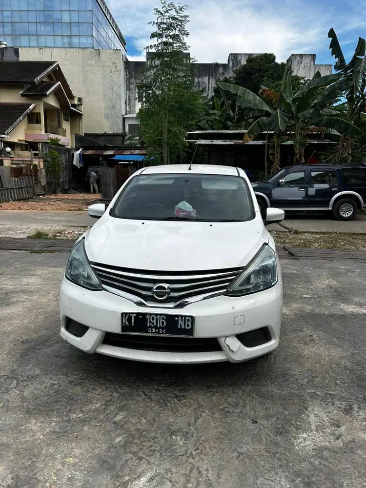 NISSAN - GRAND LIVINA 1.5L SV A/T