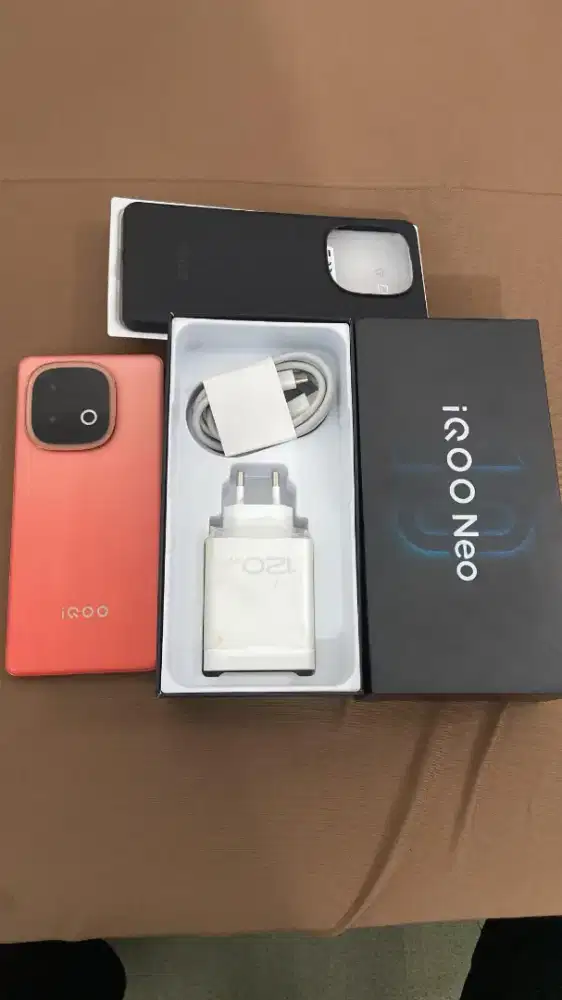 IQoo Neo 10 (16+16/512GB) Pemakaian 1 bulan