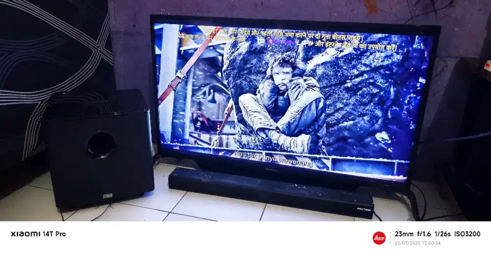 Led polytron 43 sounbar minus layar garis atas