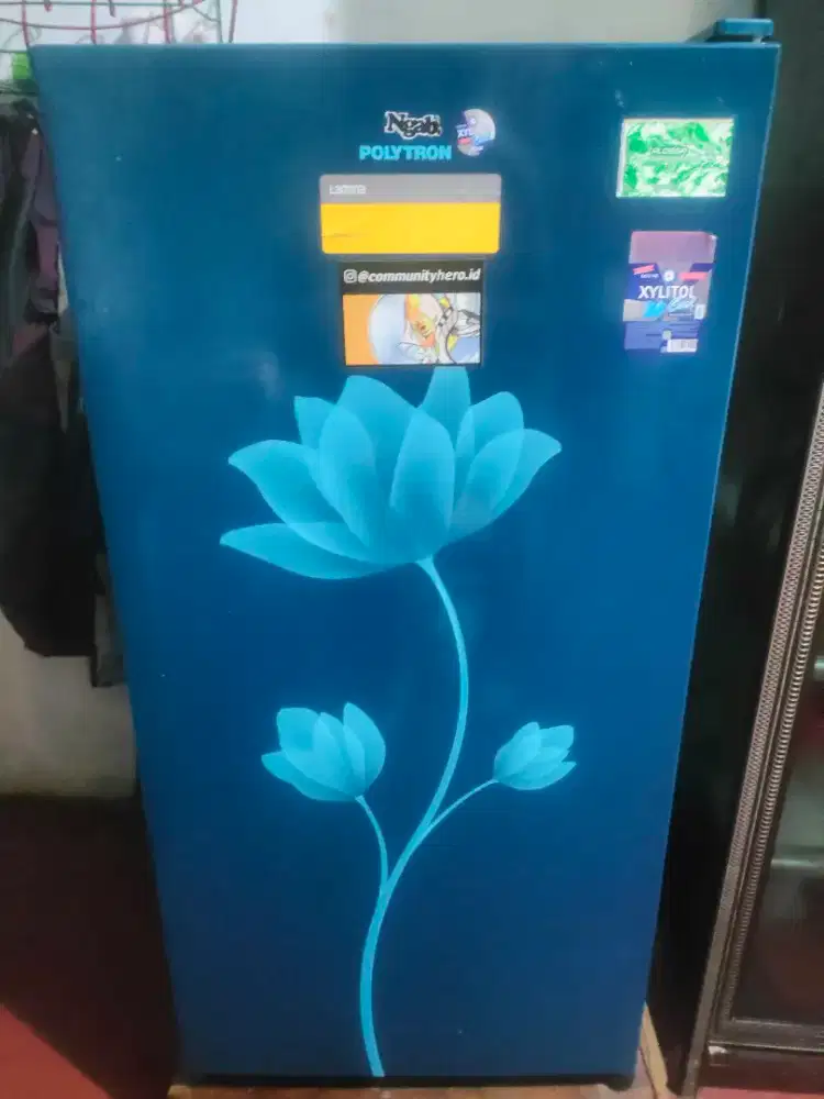 Jual kulkas merk polytron