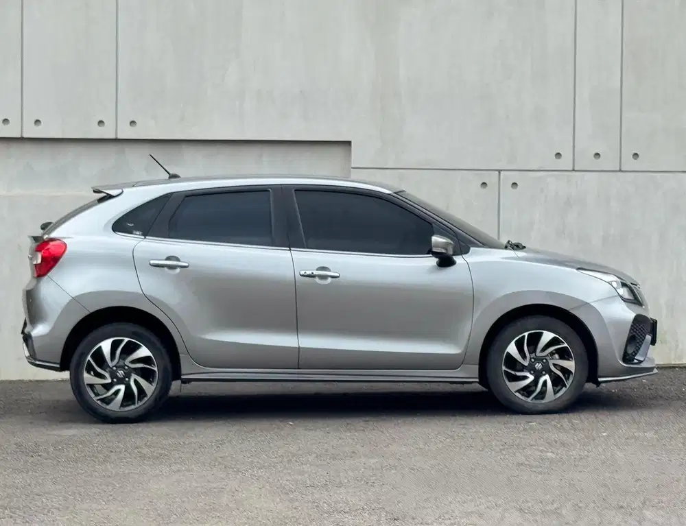 Suzuki Baleno 2021 Bensin