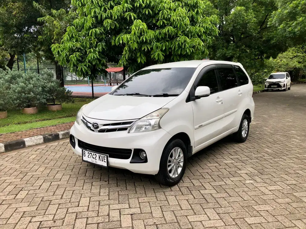 Daihatsu Xenia R MT 2015